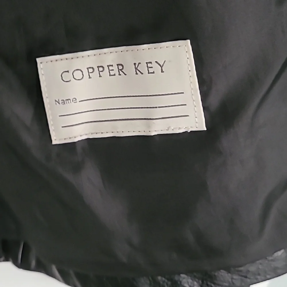 Girl's Black Copper Key Genuine Leather Jacket Size 14/16 - Picture 4 of 10